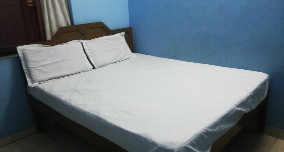 Lucky Lodge, Cumbum 2